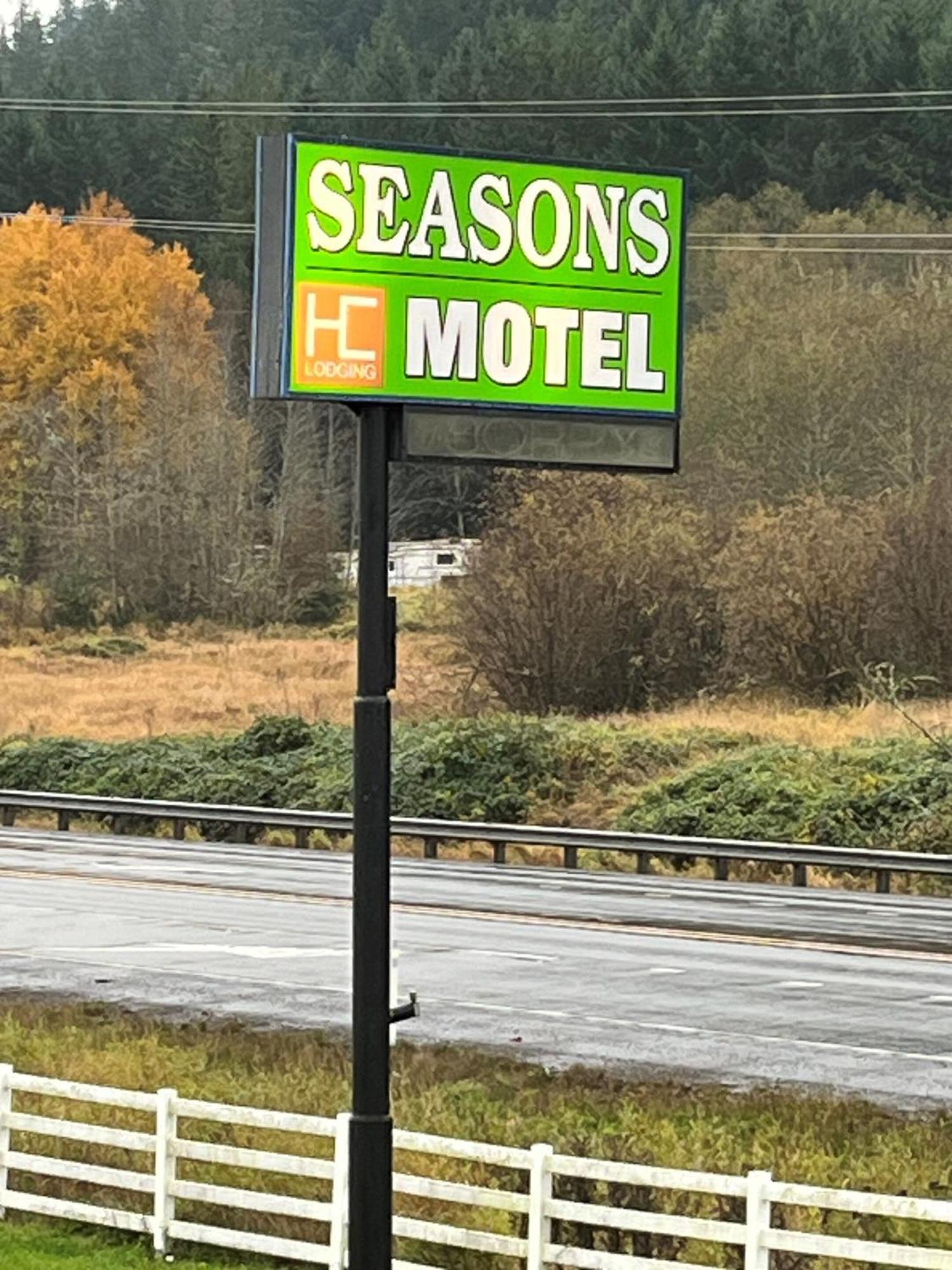 Seasons Motel Morton Exterior photo